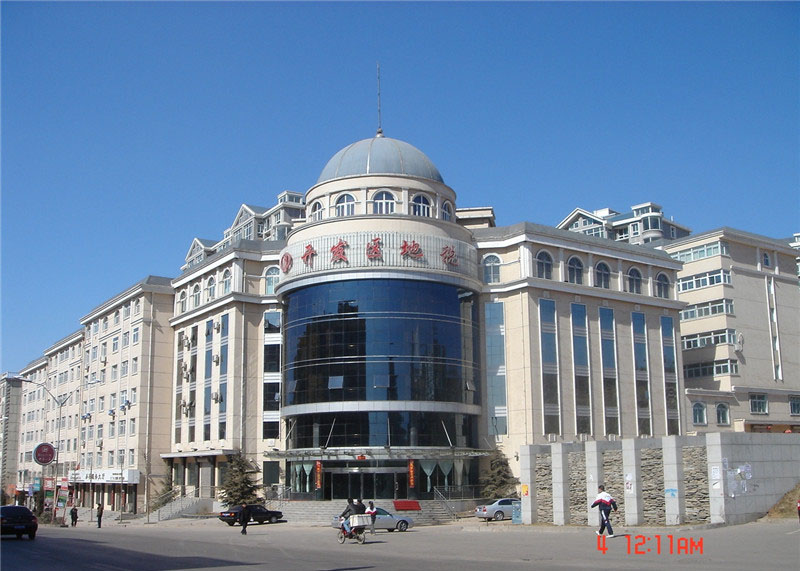 開(kāi)發區(qū)卧龍苑小(xiǎo)區(qū)